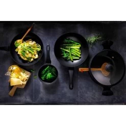 Mammoet Essentials Vesucio Braadpan - 28cm - Anti-aanbaklaag - Met Deksel -Keukenbenodigdheden Winkel 1200x1200 241