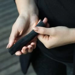 Black + Blum Binchotan Active Charcoal For Eau Good Water Bottles 4-pack -Keukenbenodigdheden Winkel 1200x1200 616