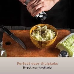 DODANA Premium Peper - & Zoutmolen Elektrisch - 1 Stuk - Pepermolen - Zoutmolen - Oplaadbaar - USB - Elektrische Pepermolen - RVS - Zwaartekracht Functie - LED Lamp - Nl Handleiding - Incl Borsteltje -Keukenbenodigdheden Winkel 1200x1200 695