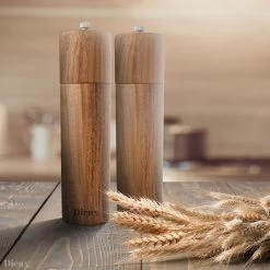 Dieux® - Peper En Zoutmolen Set - Cilinder Vorm - 22CM - Zout Peper Kruiden - 2 Stuks - Acacia Hout - Instelbare Maalgraad - Duurzaam - Luxe Kwaliteit - Hervulbaar - Pepermolen - Zoutmolen - BBQ Accesoires - Pasen -Keukenbenodigdheden Winkel 1200x1200 770