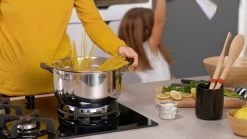 Tefal Cook & Cool E493S6 - Set 3-delig (kookpan 20/24 + Steelpan 16) -Keukenbenodigdheden Winkel 1200x674 11