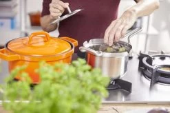 BK Q-linair Master Glas Pannenset - 5-delig - Glazen Deksel - Veilig Afgietsysteem - Inductie 24 BK Q-linair Master Glas Pannenset - 5-delig - Glazen Deksel - Veilig Afgietsysteem - Inductie -Keukenbenodigdheden Winkel 1200x798 4