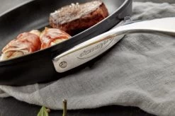 Demeyere Alu Pro Dura Glide Koekenpan - Ø 24 & Ø 28cm - Titanium -Keukenbenodigdheden Winkel 1200x799 8