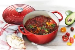 Le Creuset Signature Braadpan - 4,2 L - 24 Cm - Kersenrood -Keukenbenodigdheden Winkel 1200x800 68