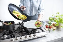 GreenPan Memphis Hapjespan 28cm - Zwart - Inductie - PFAS-vrij 30 GreenPan Memphis Hapjespan 28cm - Zwart - Inductie - PFAS-vrij -Keukenbenodigdheden Winkel 1200x800 96