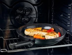 BK Easy Induction Ceramic Koekenpan - Ø28 Cm - PFAS-vrij 24 BK Easy Induction Ceramic Koekenpan - Ø28 Cm - PFAS-vrij -Keukenbenodigdheden Winkel 1200x907 4