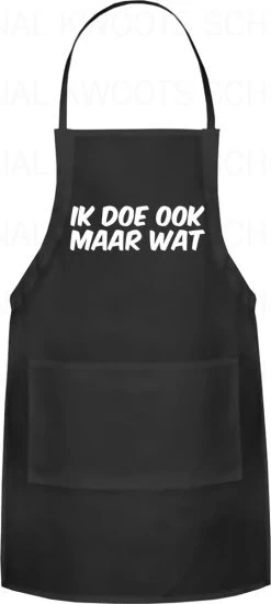 IK DOE OOK MAAR WAT Unisex Schort - Zwart - One Size (volwassenen) - Keuken Schort - Barbeque BBQ Schort - Bedieningsschort - Grappige Teksten - Original Kwoots- Voor Zowel Mannen Als Vrouwen - Verstelbaar - Wasbaar - Cadeau - Apron -Keukenbenodigdheden Winkel 539x1200
